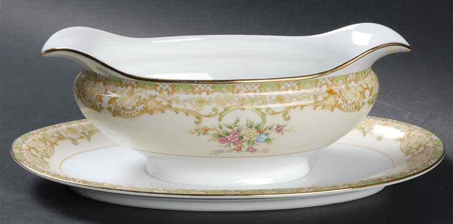 Mystery #194 Gravy Boat with Attached Underplate by Noritake-1