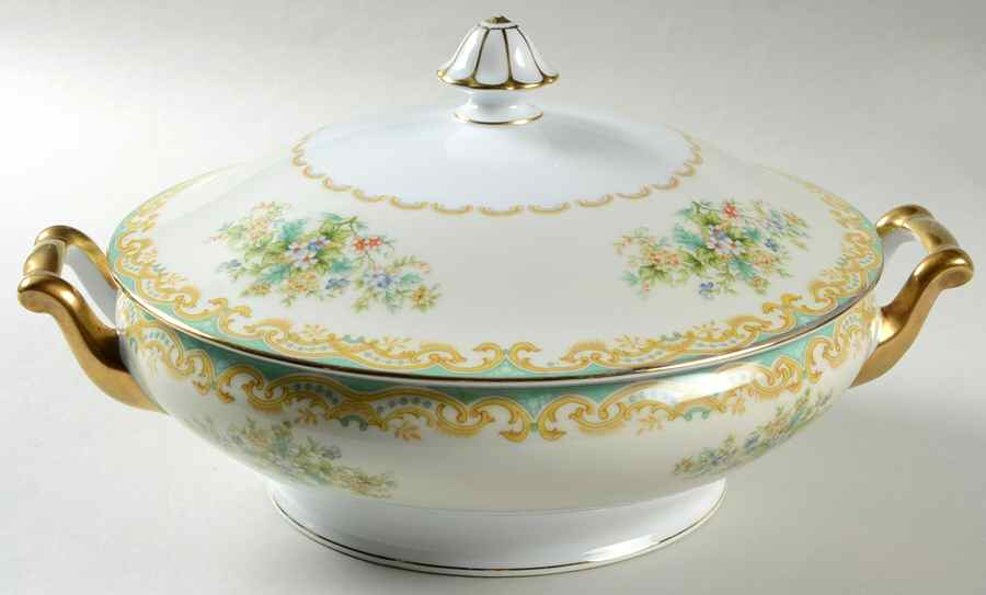 Mystery #197 Round Covered Vegetable by Noritake-1