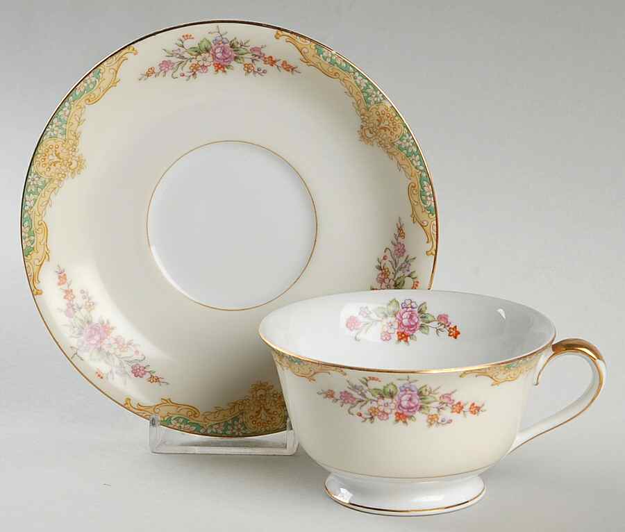 Mystery #207g Footed Cup & Saucer Set by Noritake-1