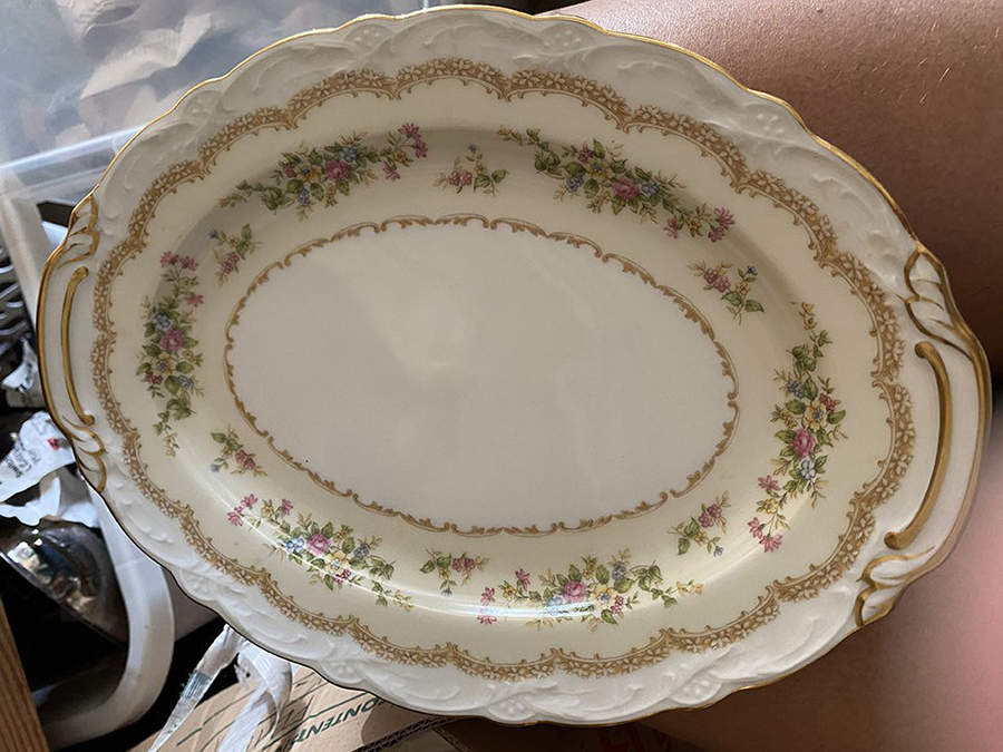 Mystery #211 11" Oval Serving Platter by Noritake-1