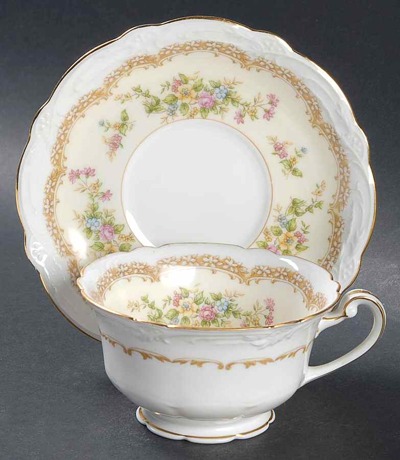 Mystery #211 Footed Cup & Saucer Set by Noritake-1