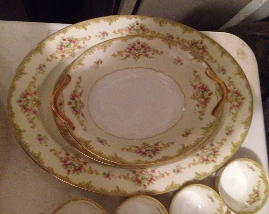 Mystery #215 9" Oval Vegetable Bowl by Noritake-1