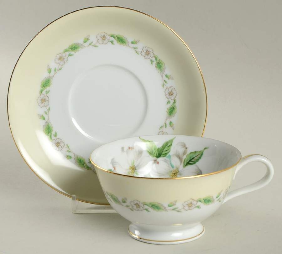 Mystery #220 Footed Cup & Saucer Set by Noritake-1