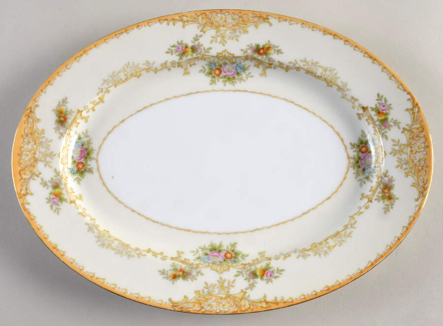Mystery #35 11" Oval Serving Platter by Noritake-1