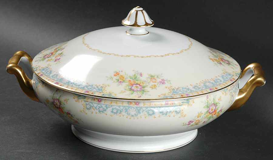 Mystery #46 Round Covered Vegetable by Noritake-1