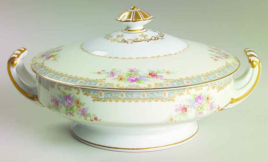 Mystery #7 Round Covered Vegetable by Noritake-1
