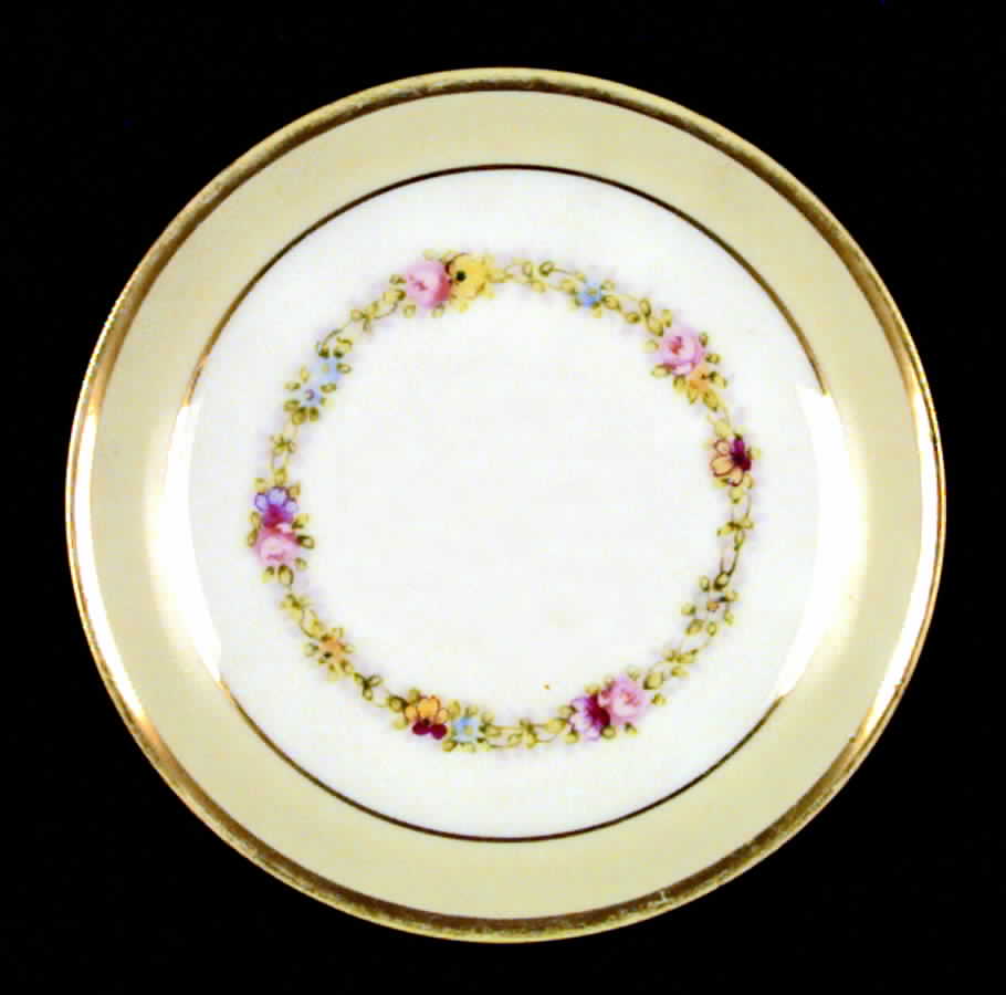 Mystery #73 Saucer by Noritake-1