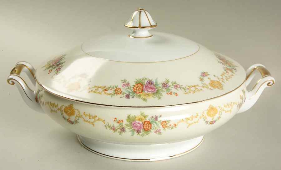 Mystery #77 Round Covered Vegetable by Noritake-1
