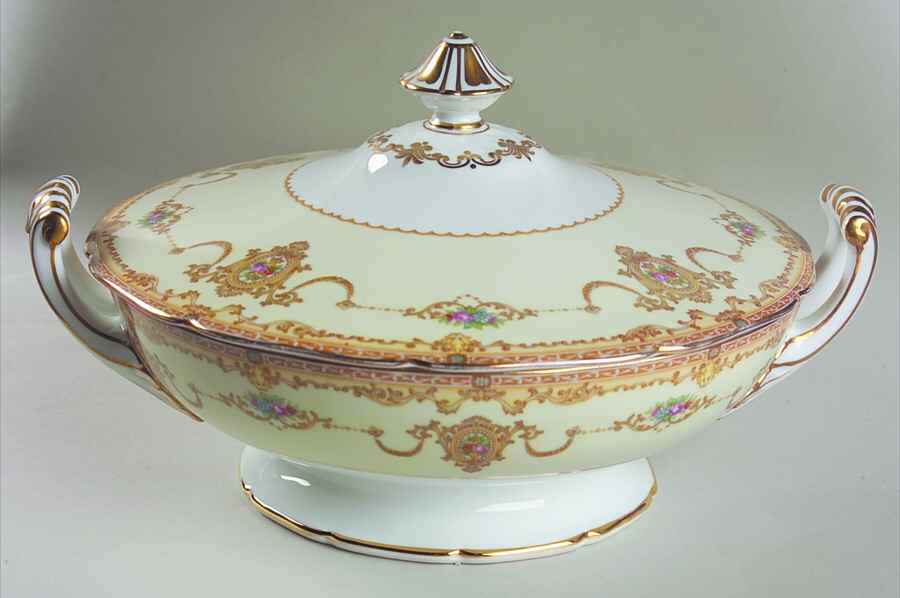Mystery #87 Round Covered Vegetable by Noritake-1