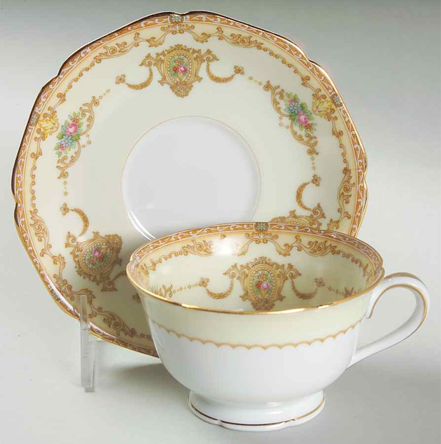 Mystery #87 Footed Cup & Saucer Set by Noritake-1