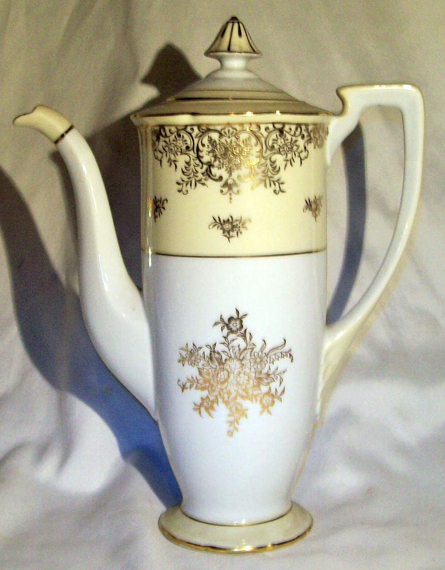 Mystery #93 Coffee Pot & Lid by Noritake-1