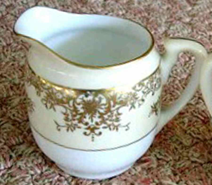 Mystery #93 Creamer by Noritake-1