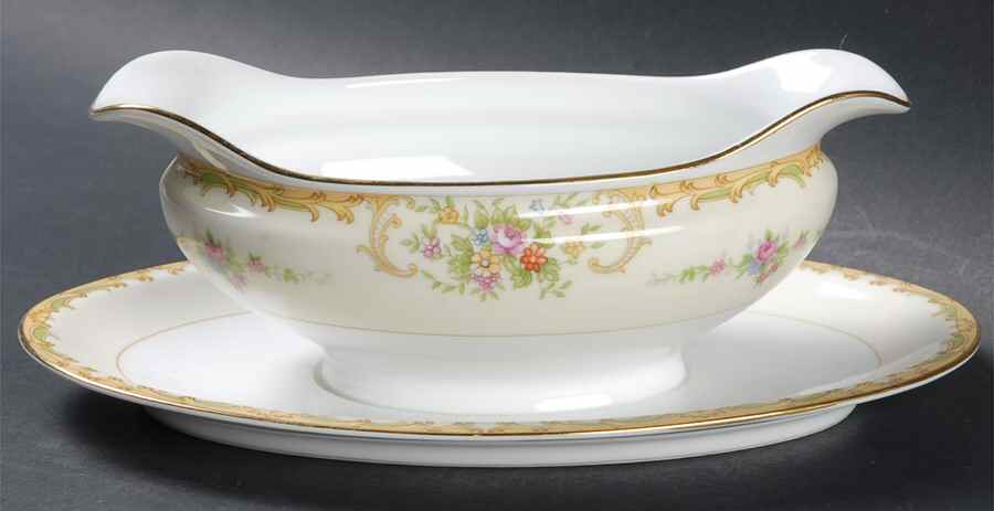 N100 Gravy Boat with Attached Underplate by Noritake-1