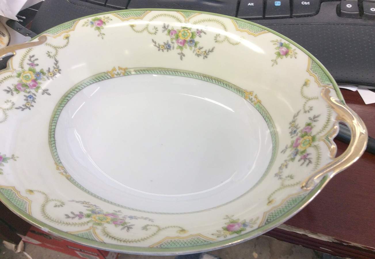 N101 10" Oval Vegetable Bowl by Noritake-1