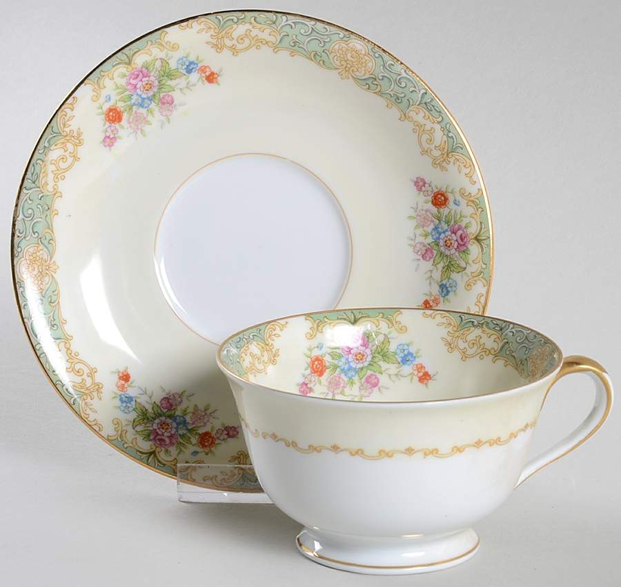 N102 Footed Cup & Saucer Set by Noritake-1