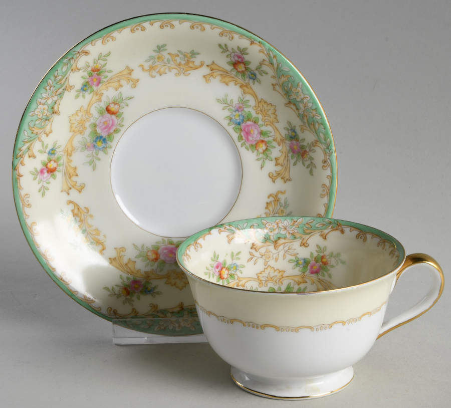 N103 Footed Cup & Saucer Set by Noritake-1