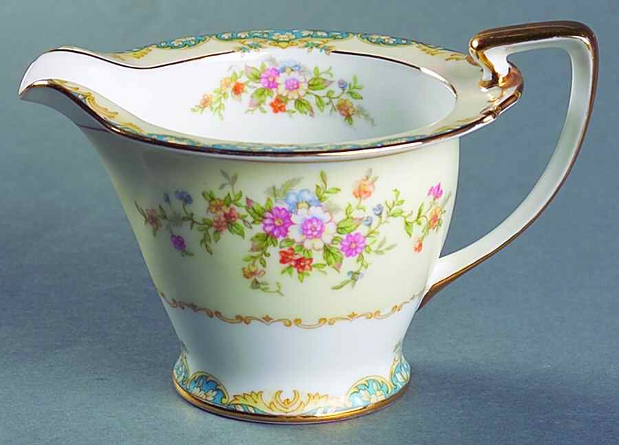 N110 Creamer by Noritake-1