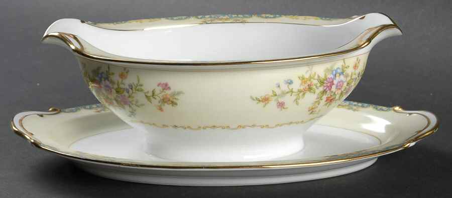 N110 Gravy Boat with Attached Underplate by Noritake-1