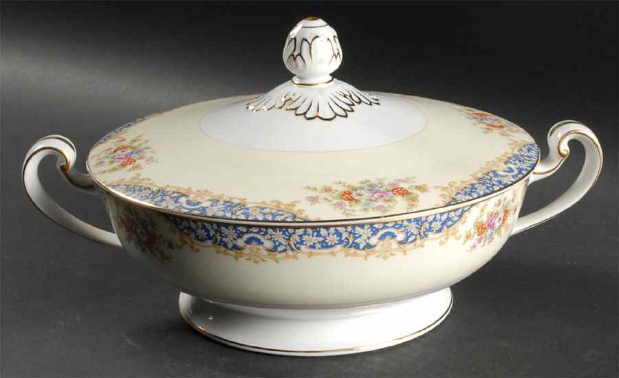 N114 Round Covered Vegetable by Noritake-1