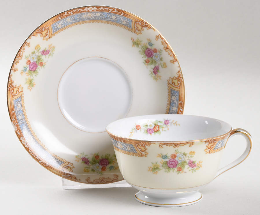 N115 Footed Cup & Saucer Set by Noritake-1