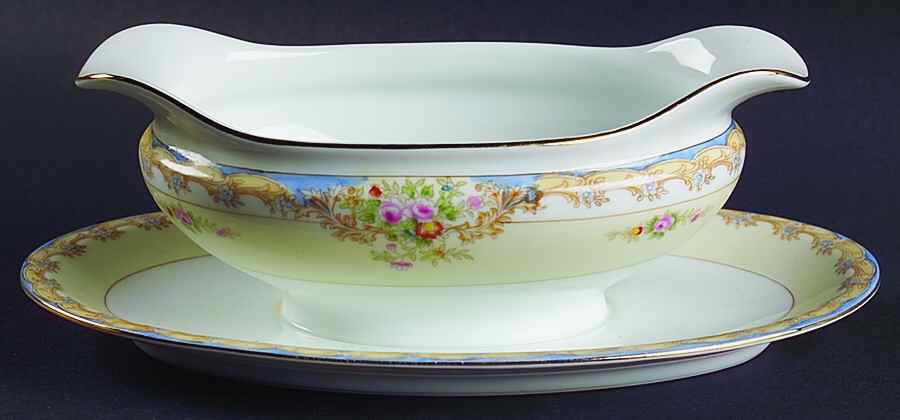 N117 Gravy Boat with Attached Underplate by Noritake-1