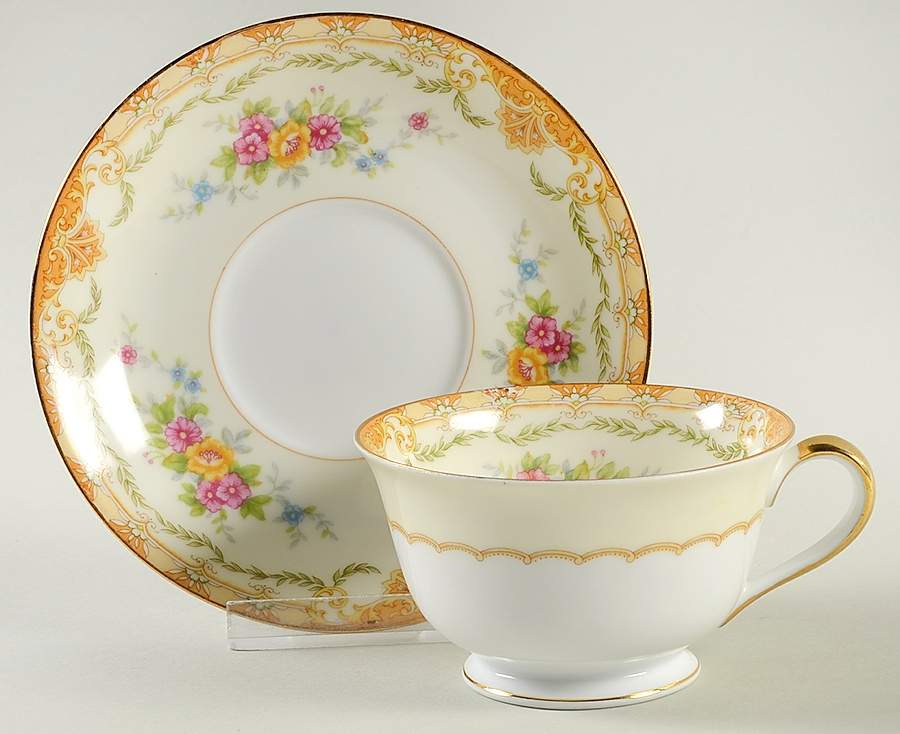 N119 Footed Cup & Saucer Set by Noritake-1
