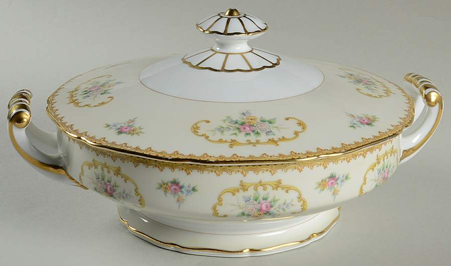 N752 Round Covered Vegetable by Noritake-1