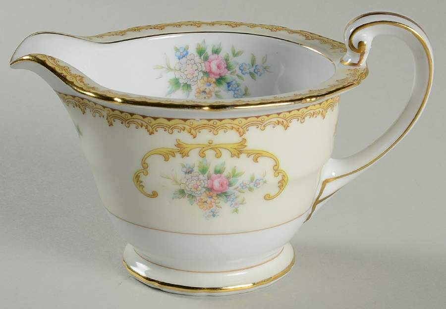 N752 Creamer by Noritake-1