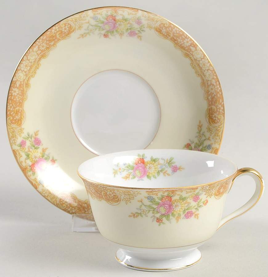N123 Footed Cup & Saucer Set by Noritake-1