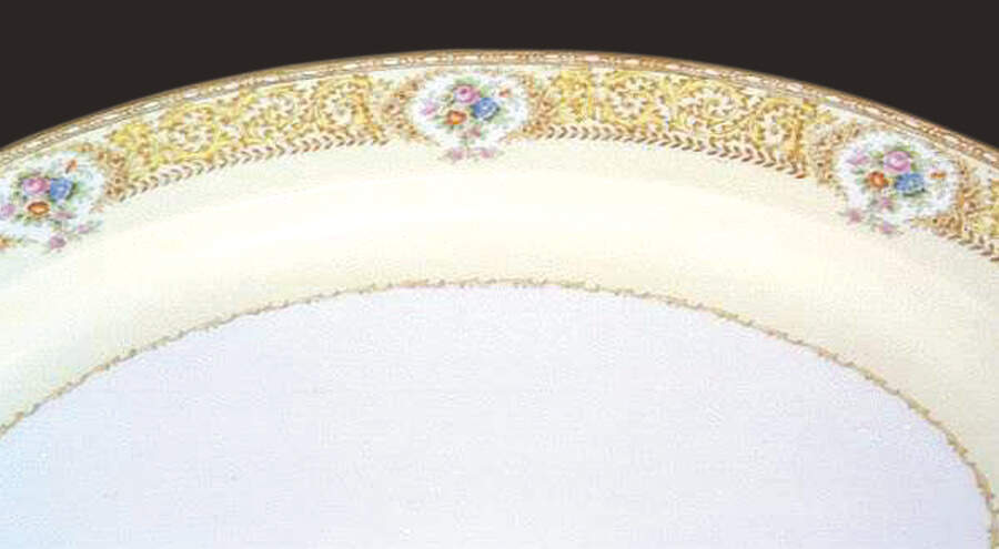 N125 13" Oval Serving Platter by Noritake-1