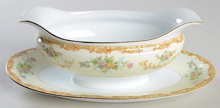 N128 Gravy Boat with Attached Underplate by Noritake-1