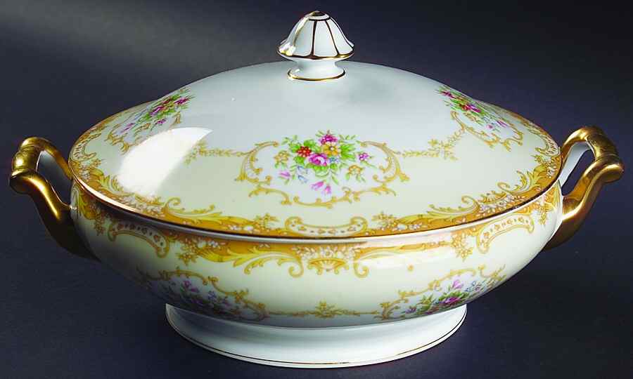 N130 Round Covered Vegetable by Noritake-1