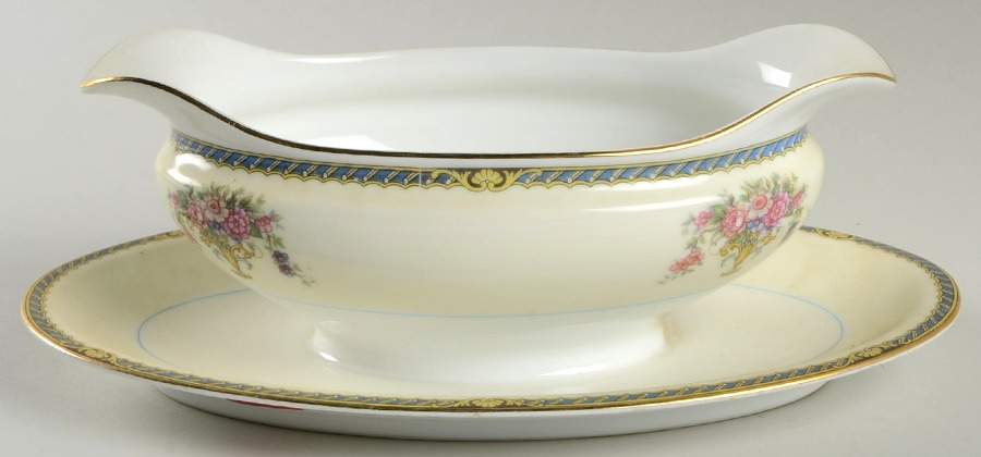 N138 Gravy Boat with Attached Underplate by Noritake-1