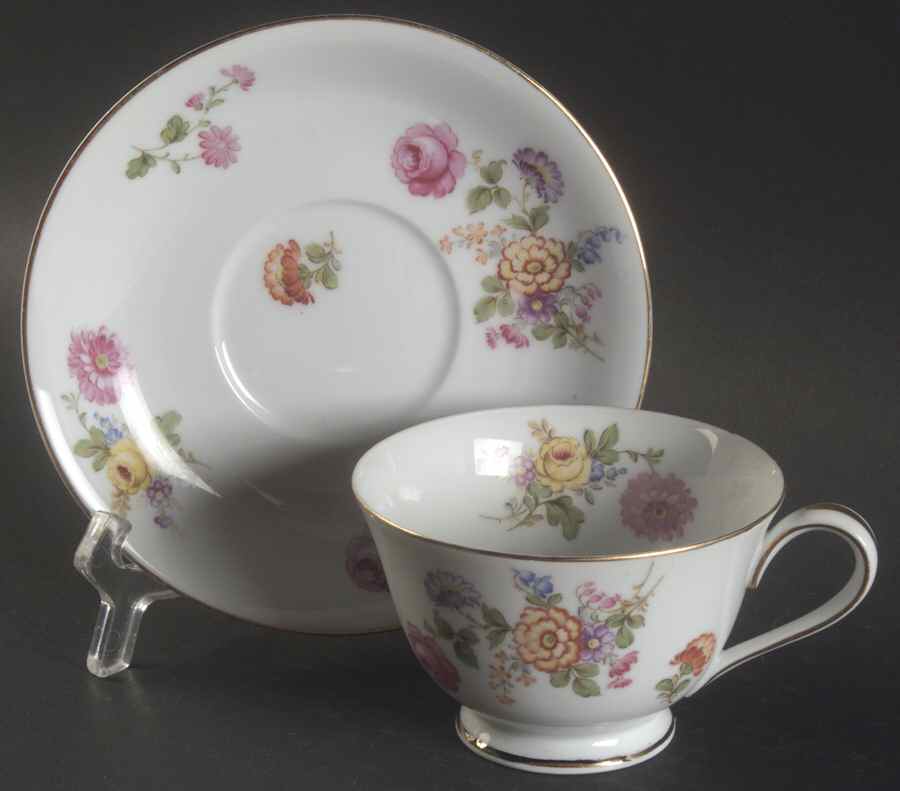 N142 Footed Cup & Saucer Set by Noritake-1