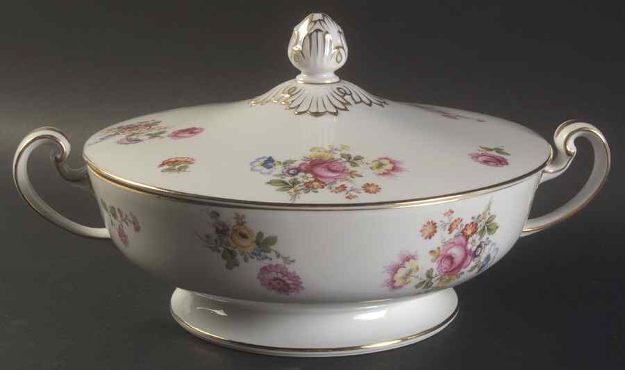 N142 Round Covered Vegetable by Noritake-1