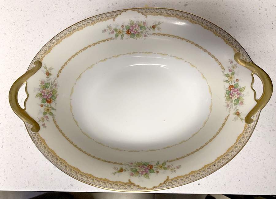 N155 10" Oval Vegetable Bowl by Noritake-1