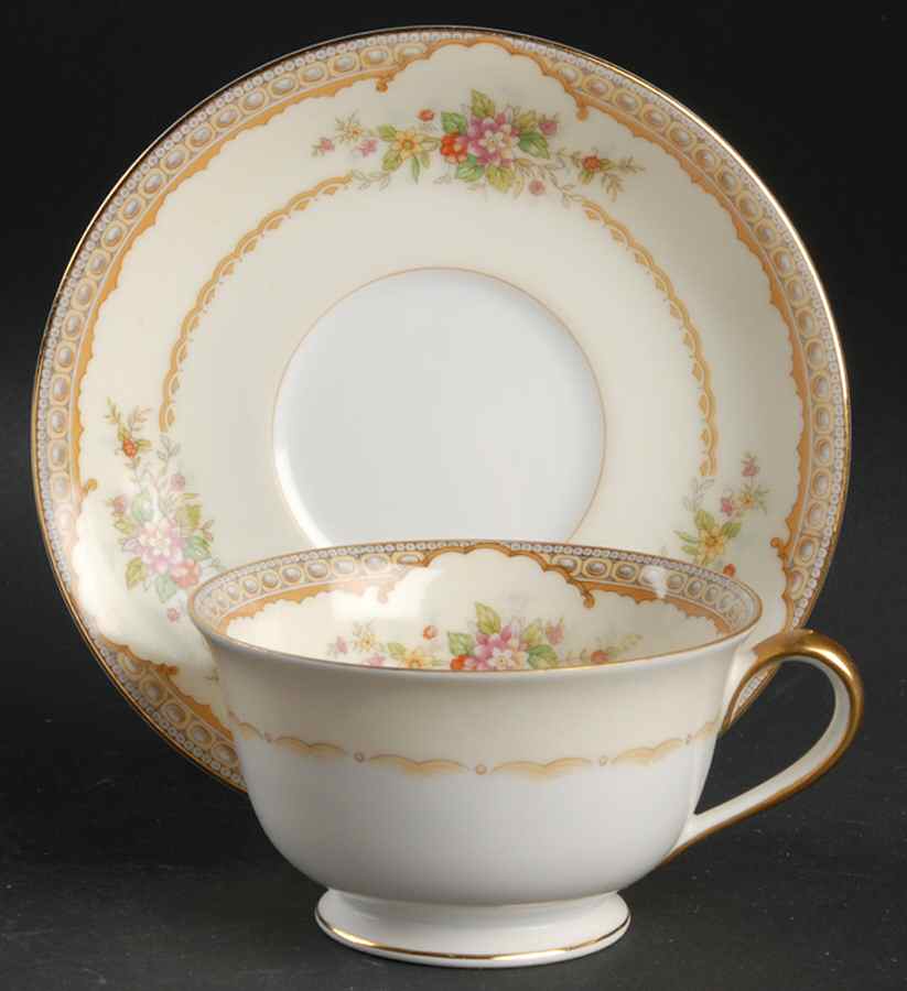 N155 Footed Cup & Saucer Set by Noritake-1
