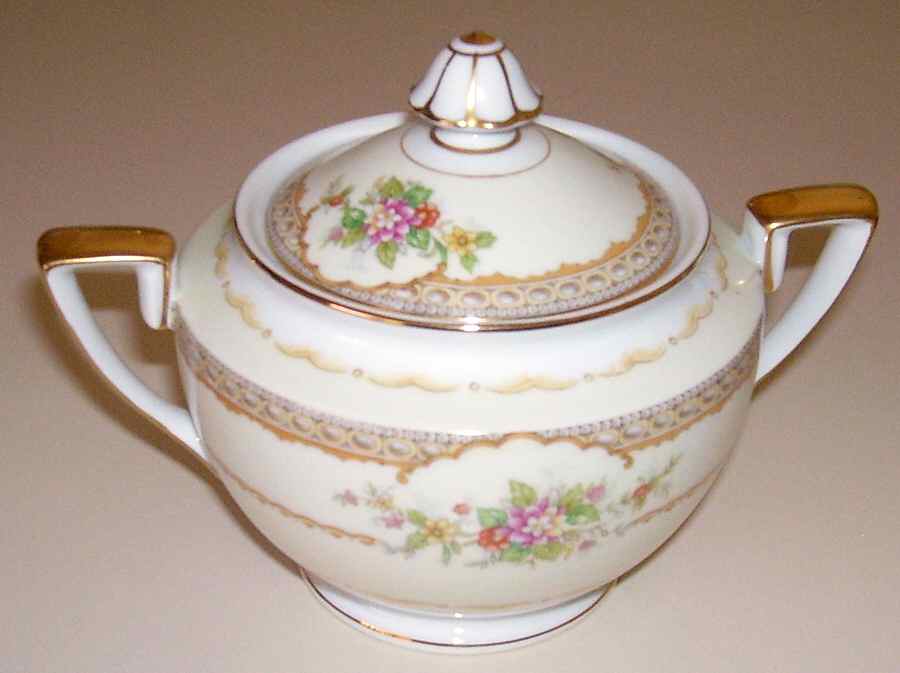 N155 Sugar Bowl & Lid by Noritake-1