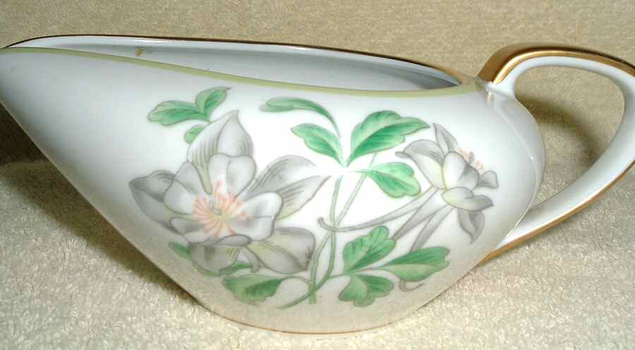 N161 Creamer by Noritake-1