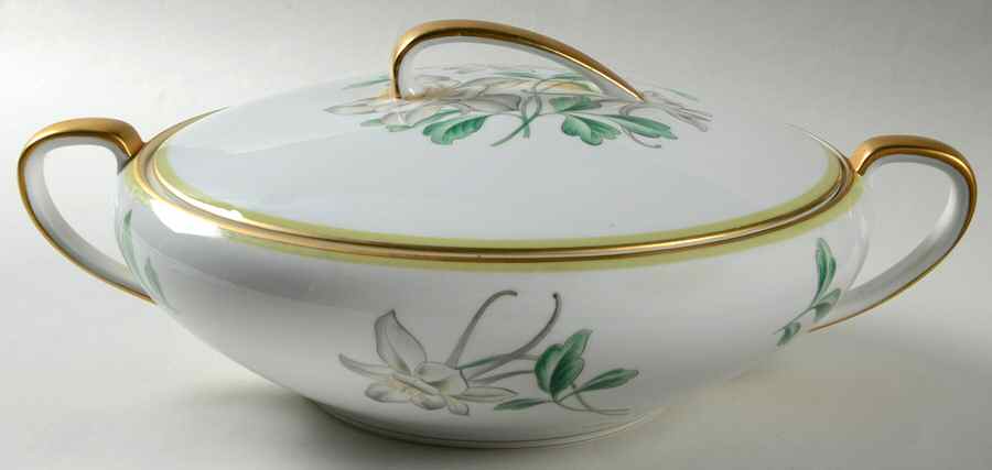 N161 Round Covered Vegetable by Noritake-1