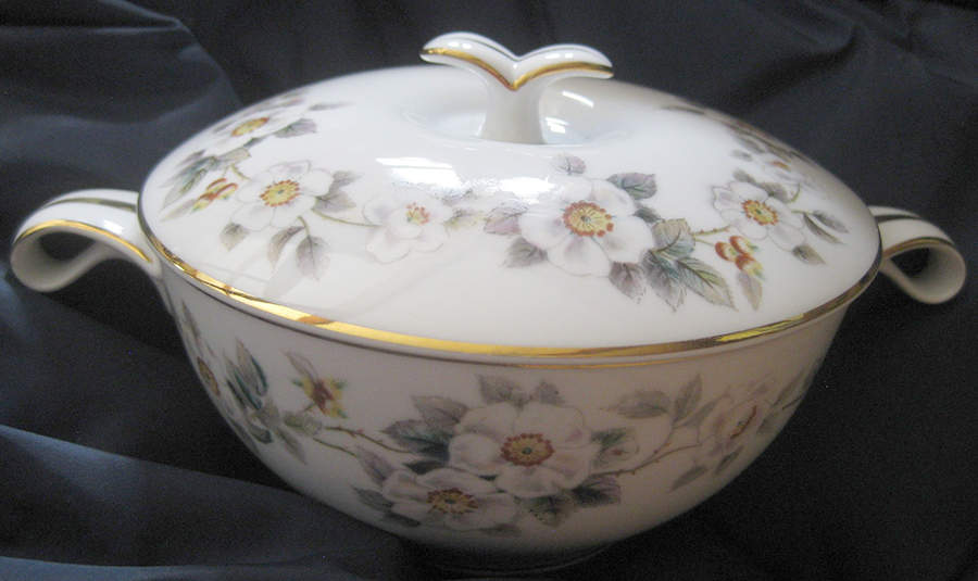 N163 Creamer by Noritake-1