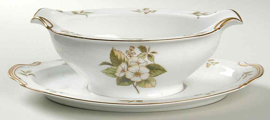 N164 Gravy Boat with Attached Underplate by Noritake-1