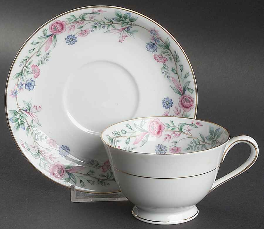 N167 Footed Cup & Saucer Set by Noritake-1