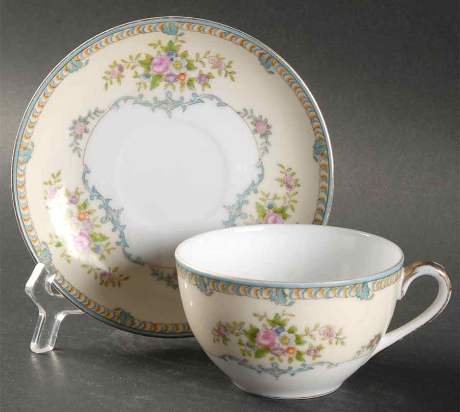 N170 Flat Cup & Saucer Set by Noritake-1