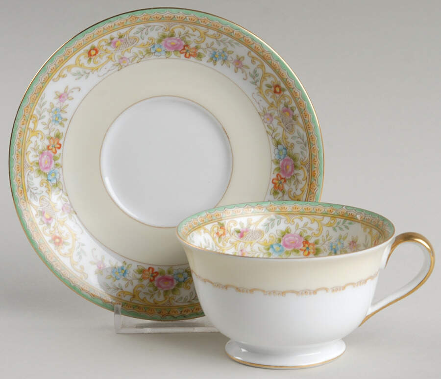 N174 Footed Cup & Saucer Set by Noritake-1