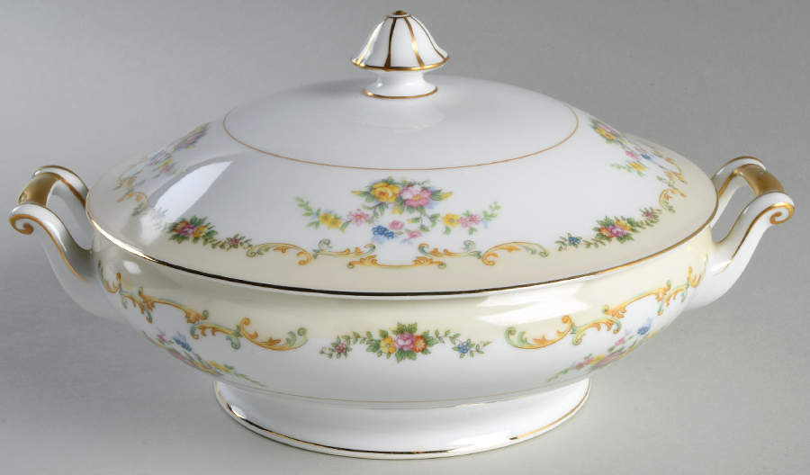 N189 Round Covered Vegetable by Noritake-1
