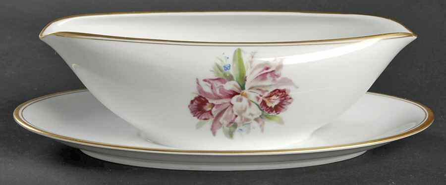 N19 Gravy Boat with Attached Underplate by Noritake-1