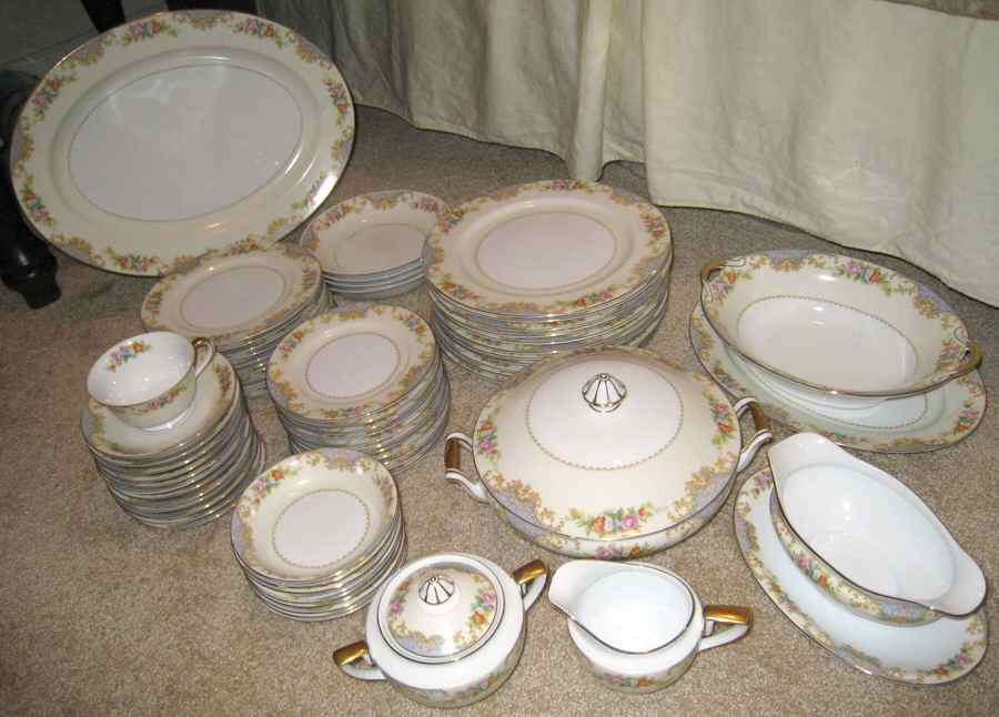 N192 Coupe Cereal Bowl by Noritake-1