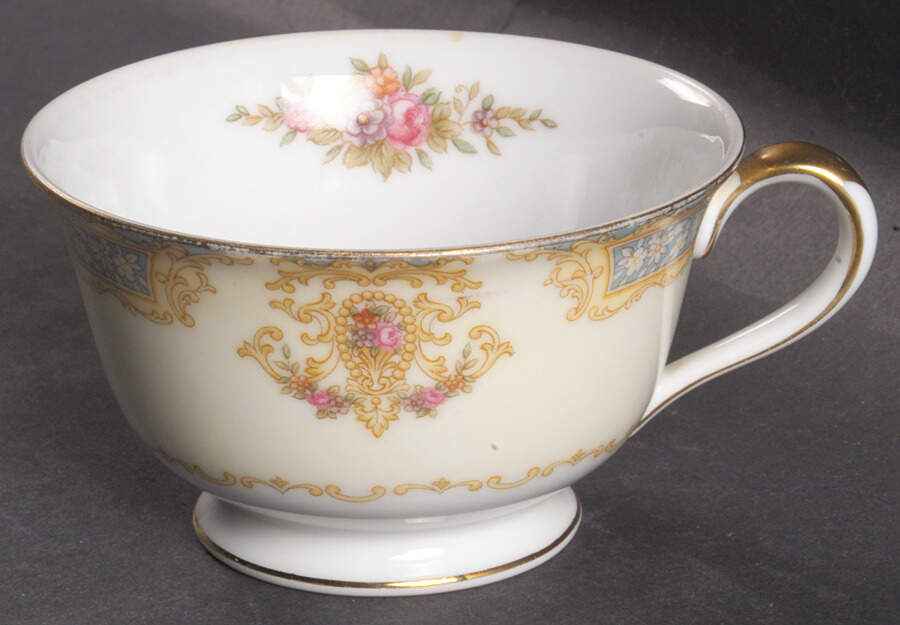 N194 Footed Cup by Noritake-1