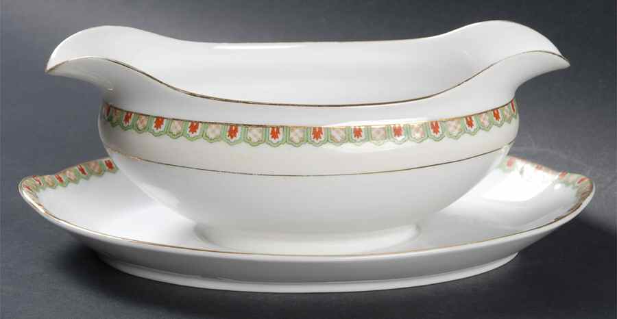 N195 Gravy Boat with Attached Underplate by Noritake-1